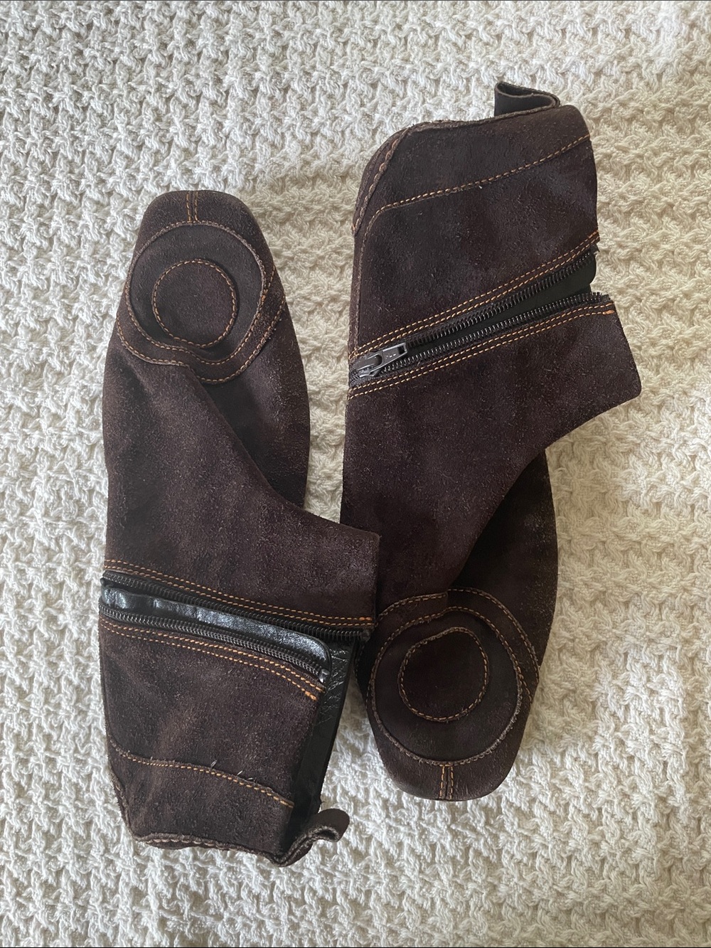 Rare Emilio Pucci Vtg Italian Suede Driving Booties Brown Orange Stitching
